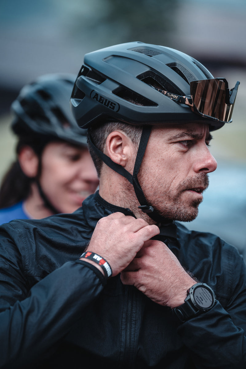 Load image into Gallery viewer, cyclsit wearing black PowerDome helmet #color_velvet black

