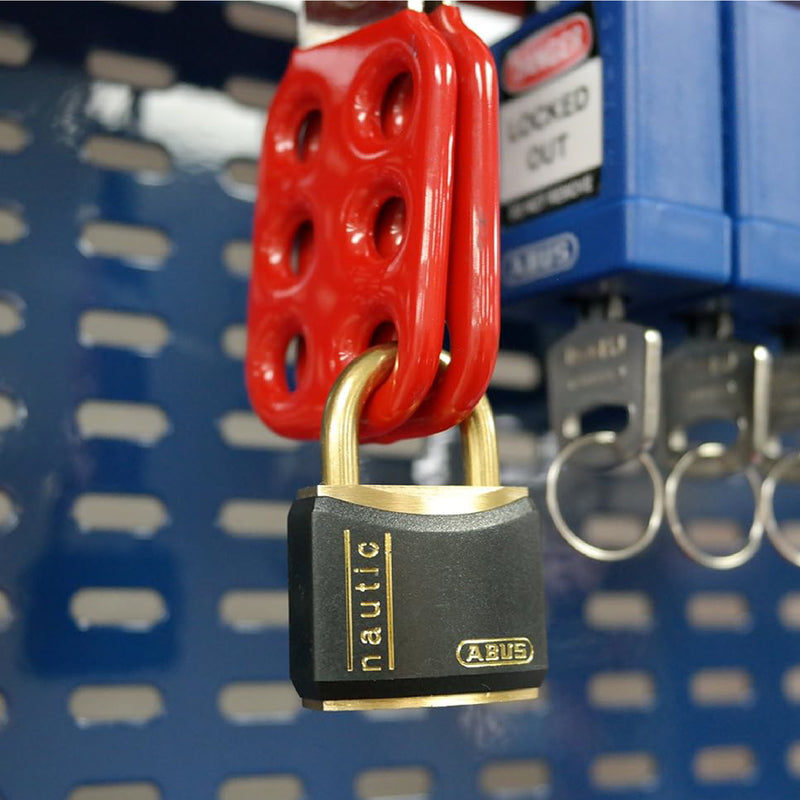 Load image into Gallery viewer, T84MB/50 Brass Padlock
