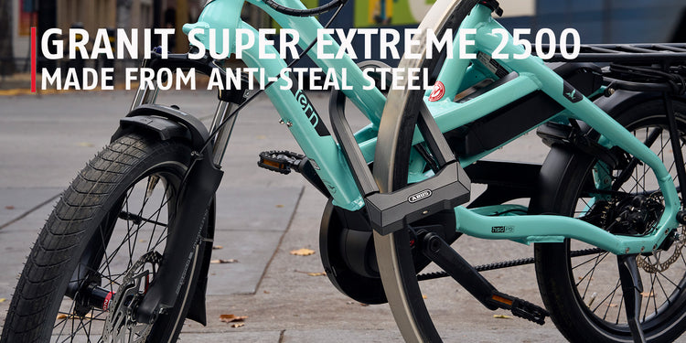 turquoise e-bike locked with GRANIT uper Extreme 2500